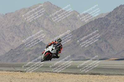 media/Oct-02-2025-Racers Edge (Thu) [[2c91cb6ab3]]/3-B Group/Session 4-Turn 9 (120pm)/